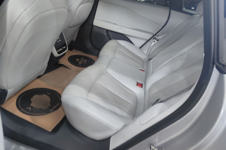 小鹏P7+ 2024款 超长续航 Max中控内饰7004