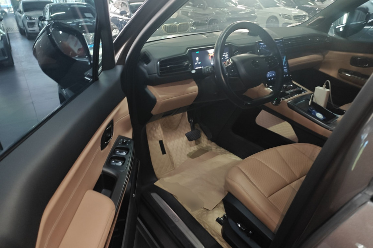 蔚来ES8 2020款 580KM 六座版中控内饰20