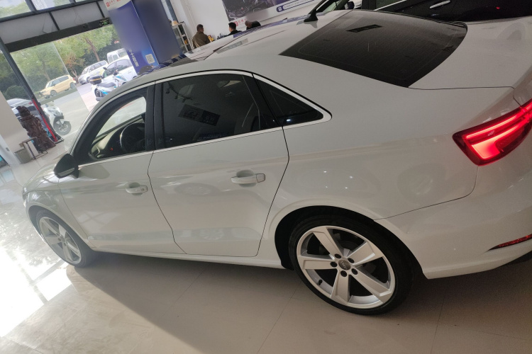 奥迪A3 2020款 Limousine 35 TFSI 风尚型 国VI车身外观4