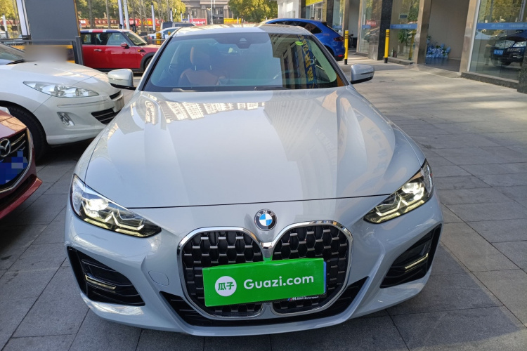 宝马4系 2023款 425i M运动套装车身外观2