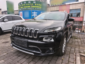 Jeep 自由光 2017款 2.4L 专业版