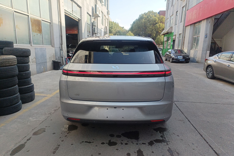 理想汽车 理想L7 2023款 Max车身外观6004