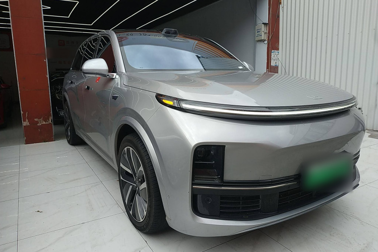 理想汽车 理想L9 2022款 Max车身外观3