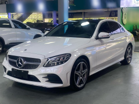奔驰C级 2019款 改款 C 260 L 4MATIC 运动版
