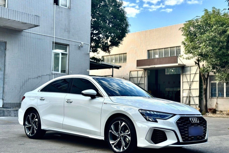 奥迪A3 2022款 A3L Limousine 35 TFSI 豪华运动型车身外观6002