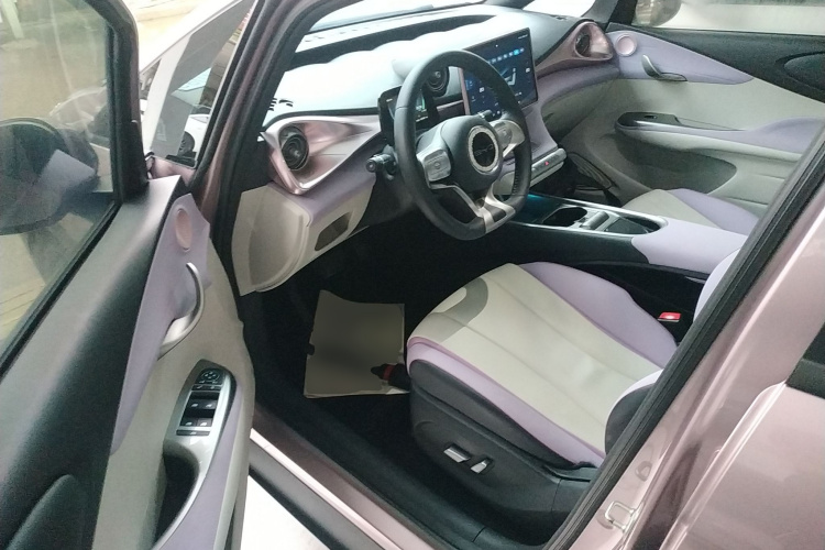 比亚迪 海豚 2021款 405km 时尚版中控内饰7003