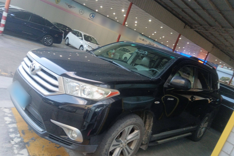 丰田 汉兰达 2012款 2.7L 两驱7座豪华版车身外观4