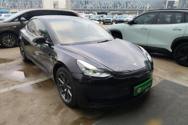 特斯拉 Model 3 2022款 后轮驱动版车身外观3