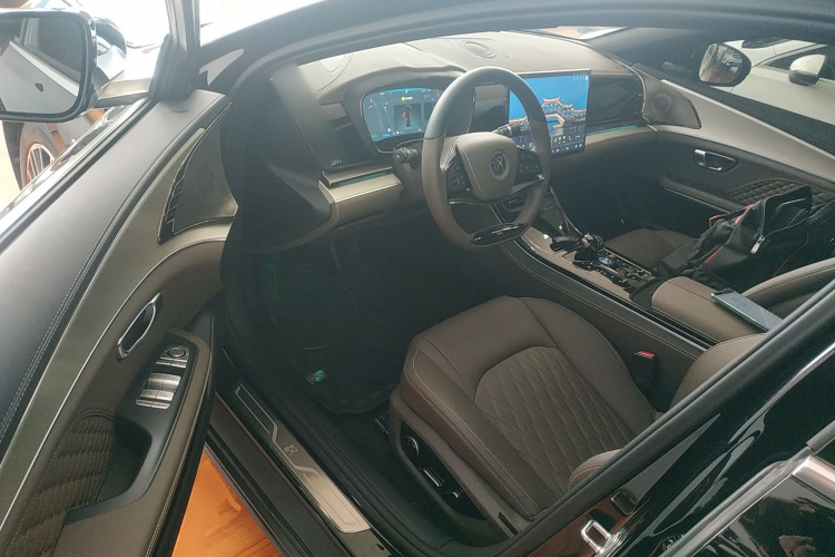 比亚迪 汉 2024款 EV 荣耀版 506KM前驱尊贵型中控内饰7003