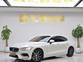 沃尔沃S60 2020款 T4 智远豪华版