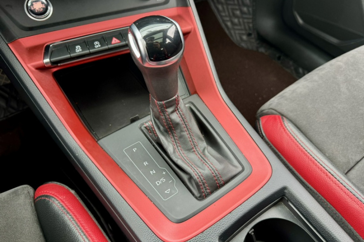 奥迪Q3 2019款 35 TFSI 进取动感型局部细节18