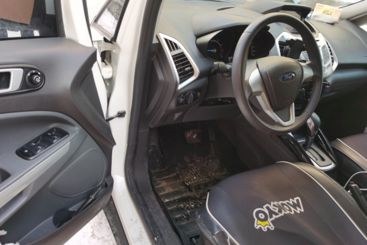 福特 翼搏 2013款 1.5L 自动风尚型中控内饰20