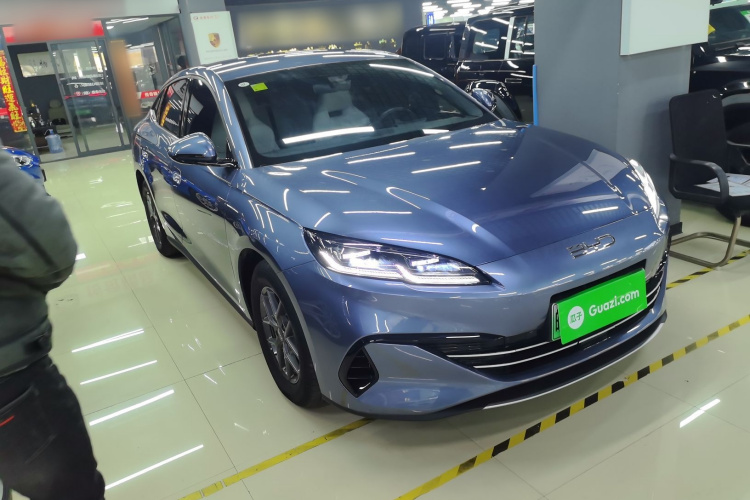 比亚迪 海豹06新能源 2024款 DM-i 80KM豪华型车身外观3