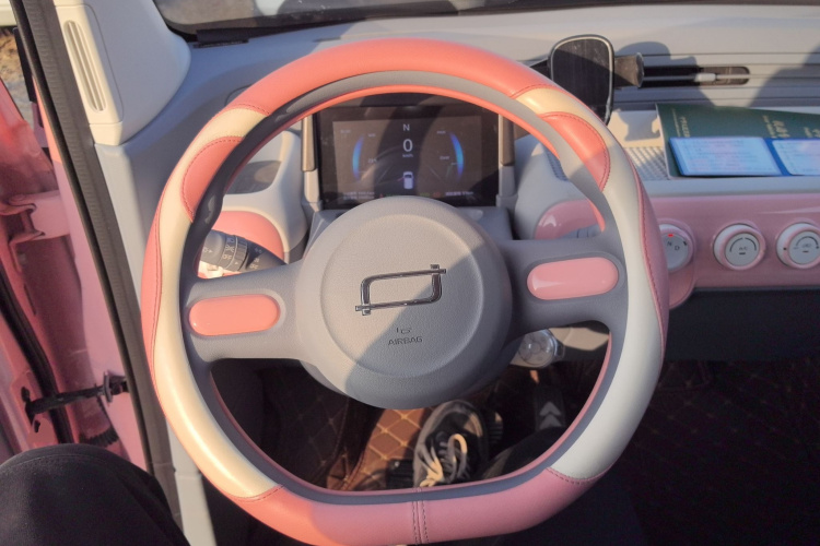 奔腾小马 2025款 222km 灵动马局部细节13