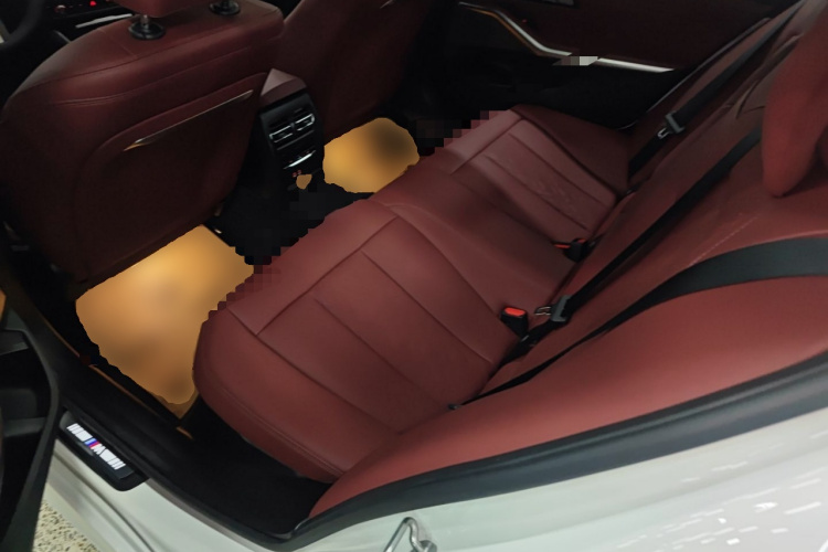 宝马3系 2024款 320Li M运动套装中控内饰21