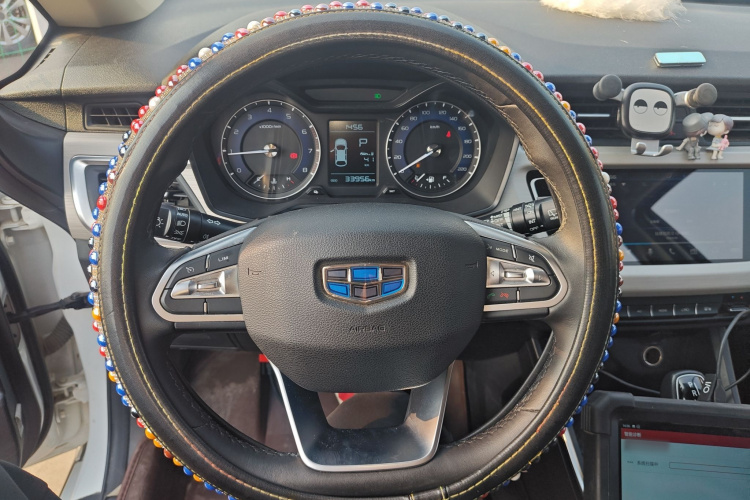 吉利汽车 远景X3 2020款 1.5L CVT尊贵型中控内饰13