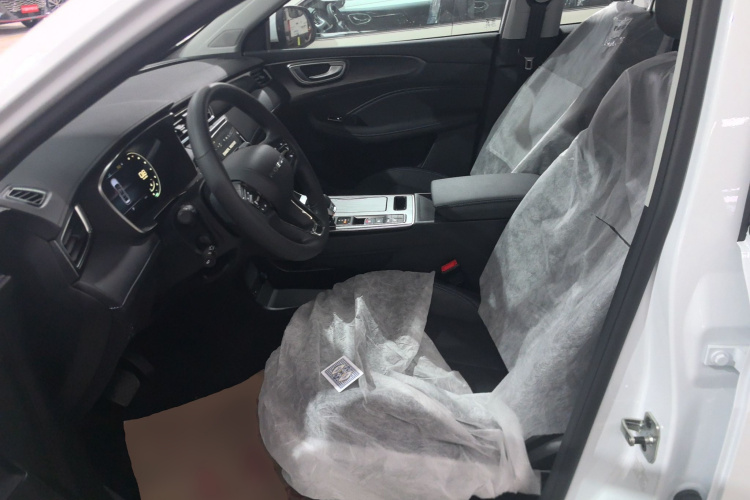 荣威RX5 2025款 PLUS 330TGI 自动领潮智惠版中控内饰19