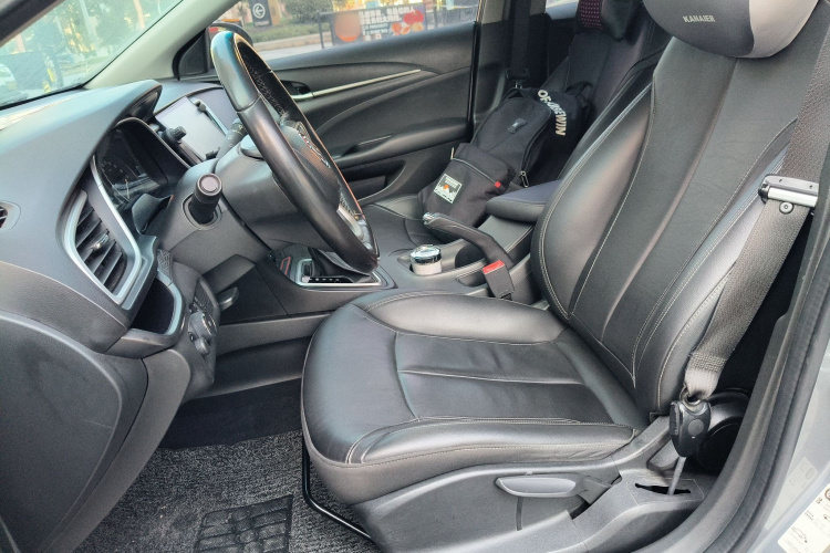 别克 英朗 2018款 18T 自动精英型中控内饰19