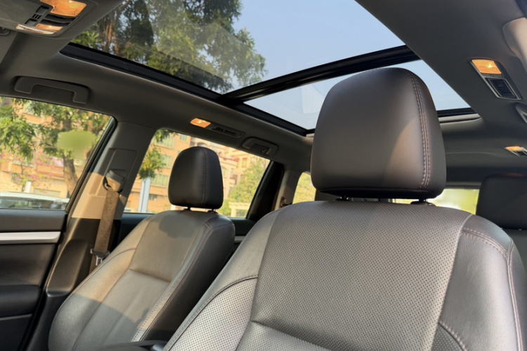 丰田 汉兰达 2017款 2.0T 四驱豪华版 7座中控内饰7007