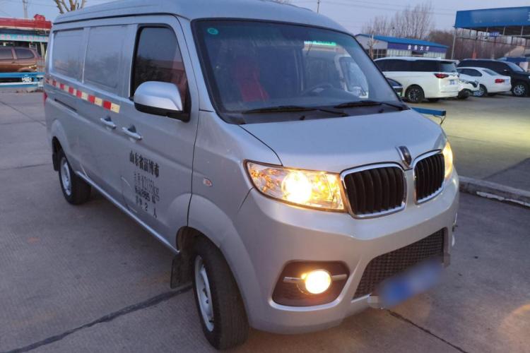 金杯 小海狮X30 2020款 1.5L 厢货超享型国VI SWC15M车身外观3