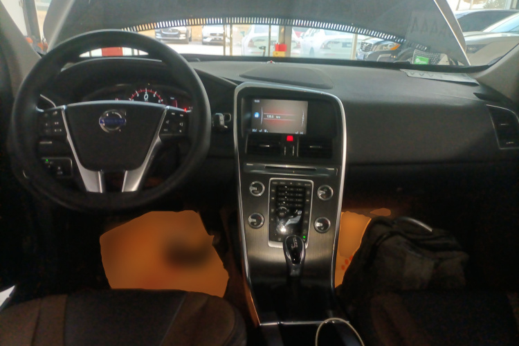 沃尔沃XC60 2015款 T5 AWD 智远版中控内饰12