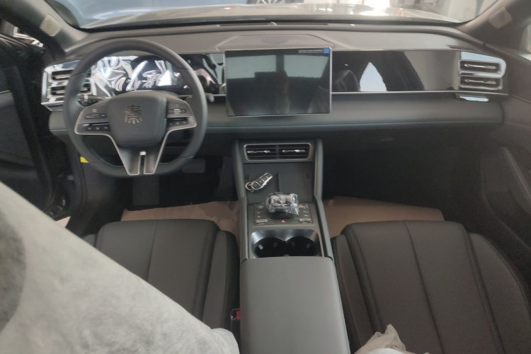 比亚迪 秦L 2024款 DM-i 120KM超越型中控内饰12