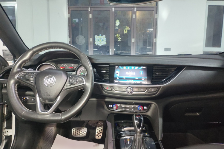 别克 君威 2017款 GS 28T 豪华型中控内饰7002