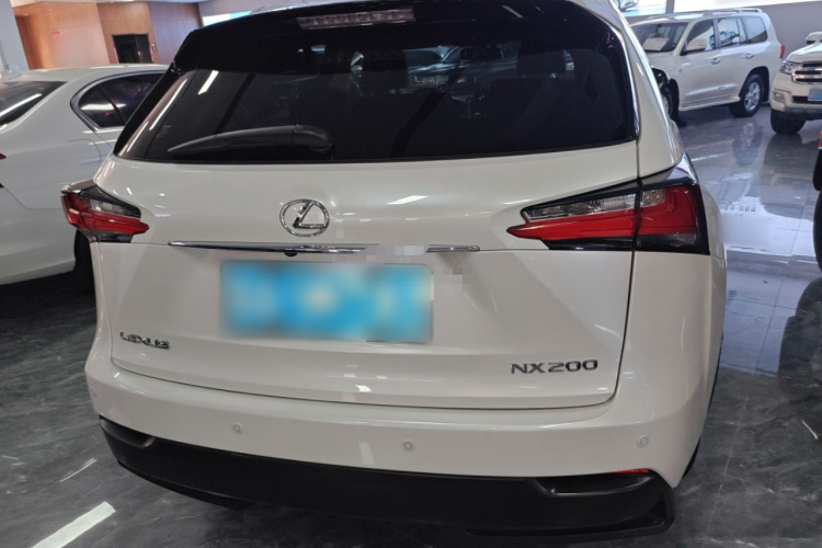 雷克萨斯NX 2015款 200 全驱 锋尚版车身外观6