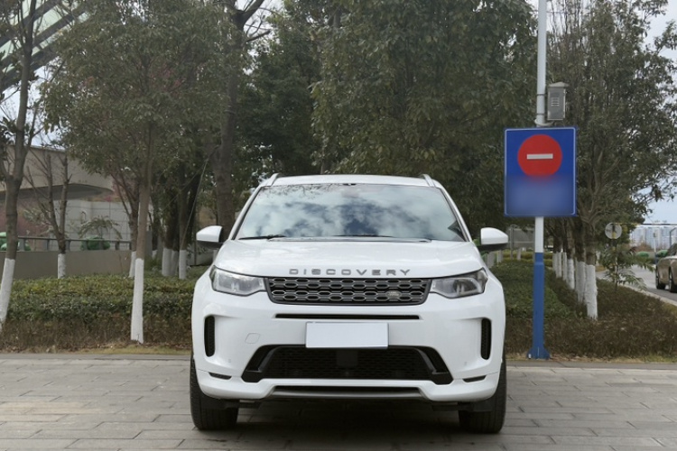 路虎 发现运动版 2020款 249PS R-Dynamic 性能科技版 7座车身外观6003