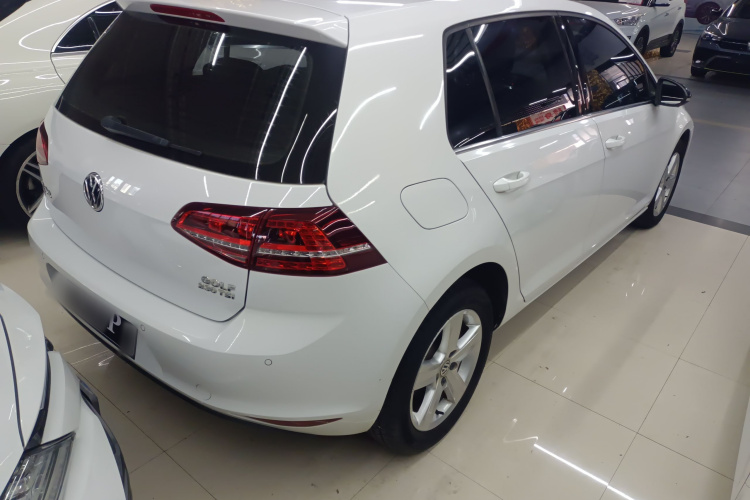 大众 高尔夫 2017款 230TSI 自动舒适百万辆纪念版车身外观6005