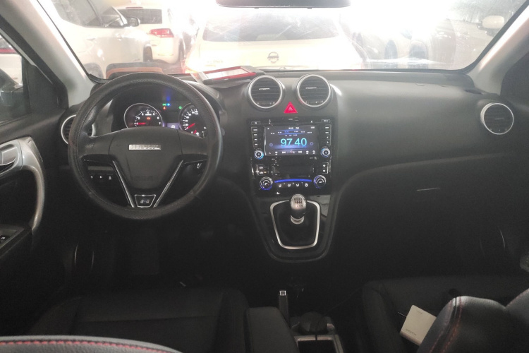 哈弗H6 2016款 升级版 1.5T 手动两驱精英型中控内饰12