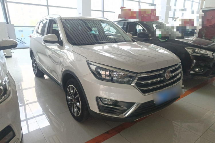 汉腾汽车 汉腾X5 2018款 1.5T CVT豪华版车身外观3