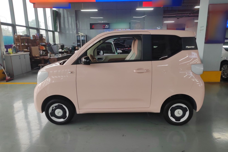 五菱汽车 宏光MINIEV 2024款 第三代 215km 进阶版车身外观4