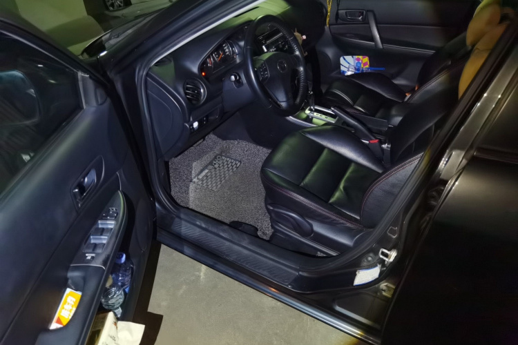 马自达6 2013款 2.0L 自动时尚型中控内饰20