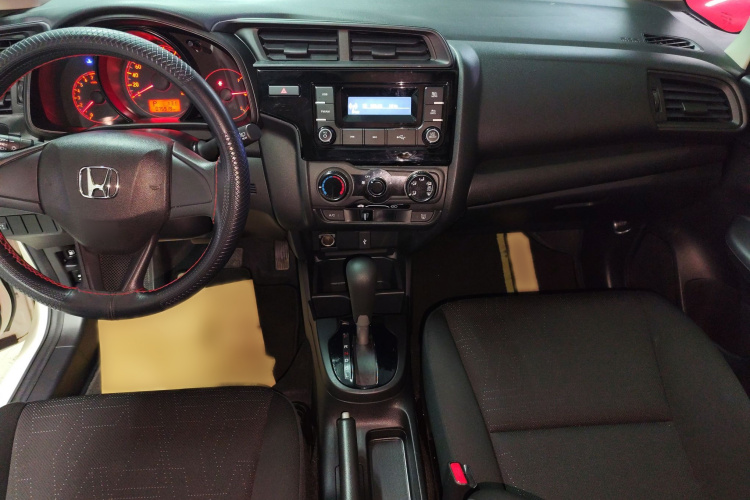 本田 飞度 2018款 1.5L CVT舒适版局部细节18