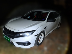 本田 思域 2016款 220TURBO 手动豪华版