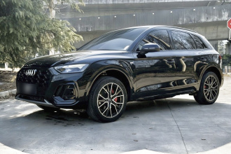 奥迪Q5L 2024款 45 TFSI 豪华动感型