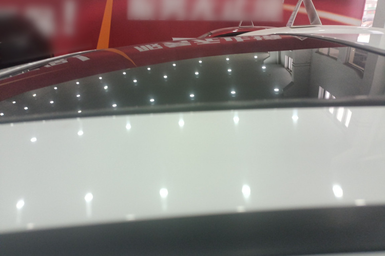 现代 索纳塔 2015款 经典 2.0L 自动豪华版局部细节57