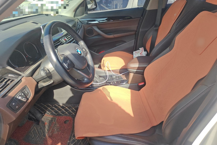 宝马X1 2018款 sDrive18Li 尊享型中控内饰19