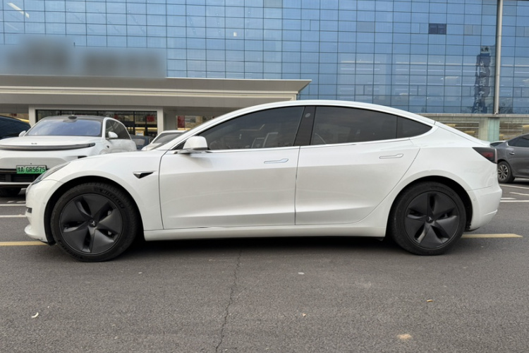 特斯拉 Model 3(进口) 2019款 长续航全轮驱动版车身外观6004