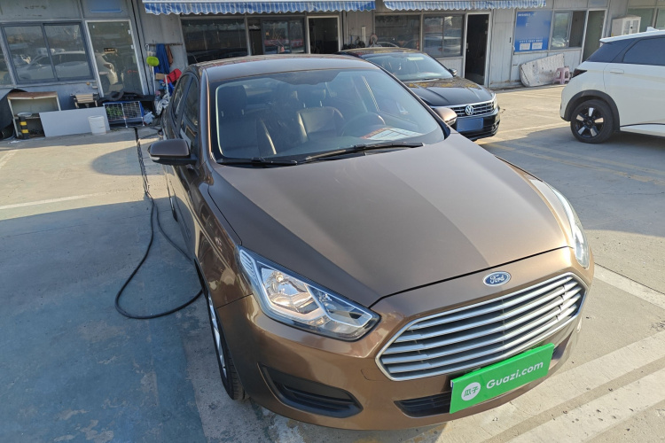 福特 福睿斯 2019款 改款 1.5L 手动质享型（胎压监测） 国VI车身外观6002