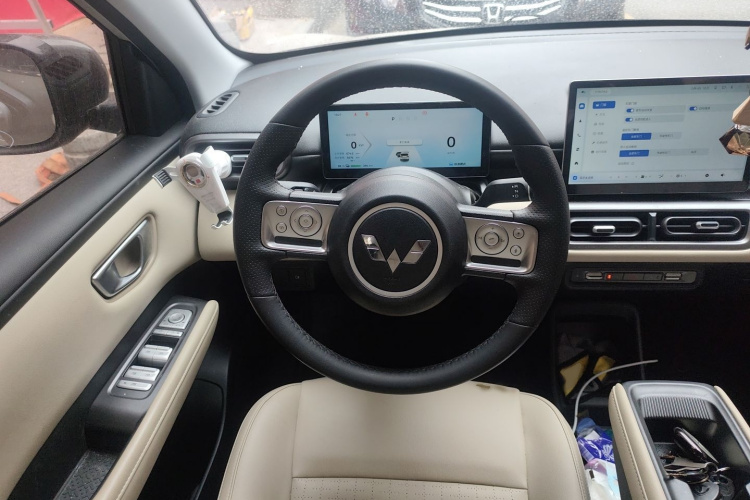 五菱汽车 五菱缤果PLUS 2024款 330km 五座版局部细节13