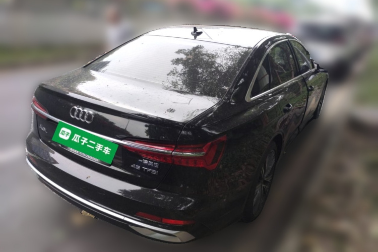 奥迪A6L 2025款 45 TFSI 臻选动感型+通风舒享包车身外观7
