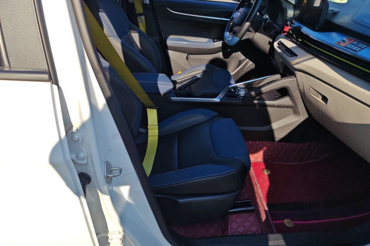 吉利几何 EX3 功夫牛 2021款 坚强牛牛局部细节41