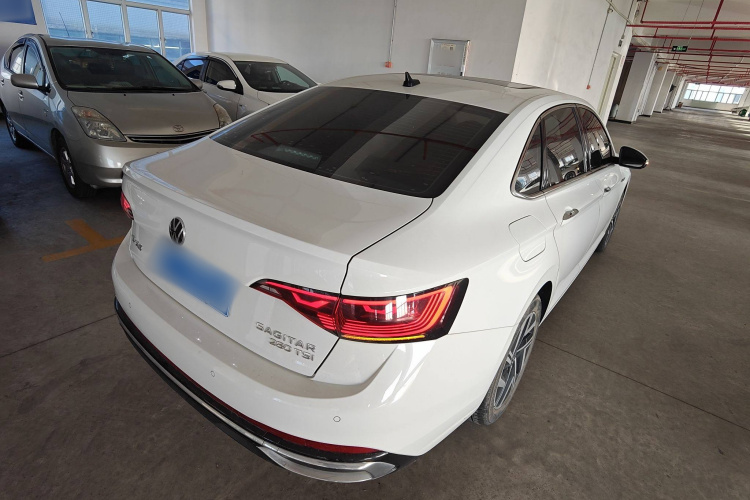 大众 速腾 2023款 280TSI DSG超越Lite版车身外观7