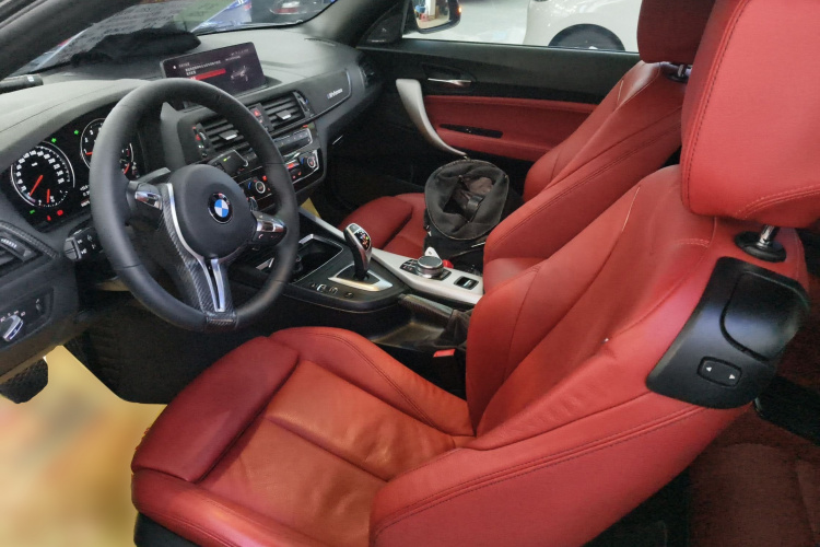 宝马2系(进口) 2019款 225i 敞篷轿跑车 尊享型 M运动套装局部细节19