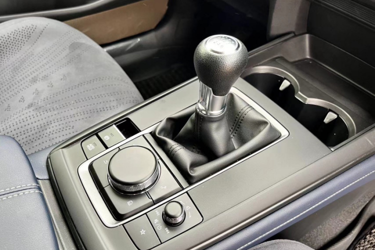 马自达CX-30 2024款 2.0L 手动尚悦型中控内饰7004