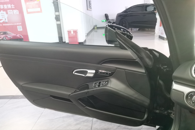 保时捷718 2018款 Cayman 2.0T中控内饰7007