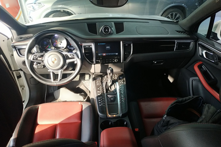 保时捷 2017款  Macan S 3.0T中控内饰7002