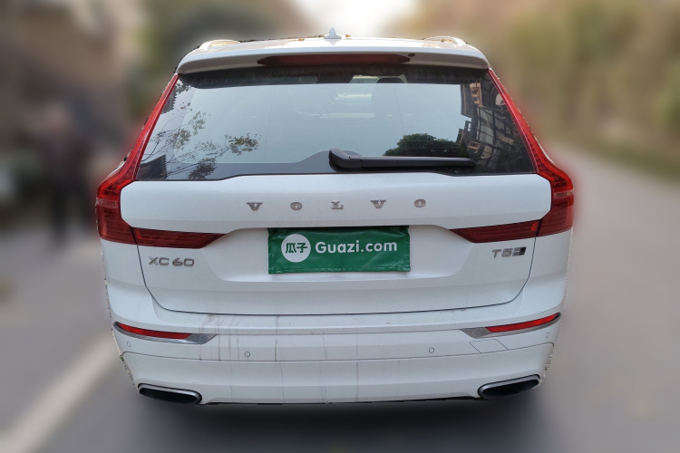 沃尔沃XC60 2020款 T5 四驱智逸豪华版车身外观6